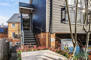 Photo 16- click for photo gallery